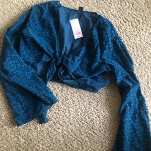 NWT crop top